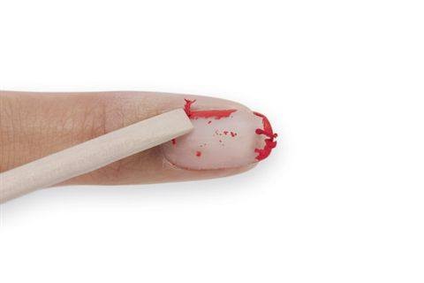 Schellak verwijderen, en hoe dit de gezondheid van nagels bedreigt